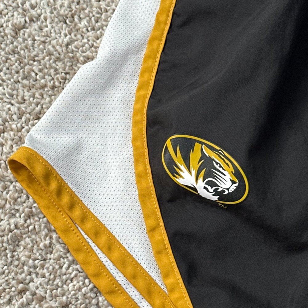nike dri-fit mizzou shorts 🐯 m - Picture 2 of 10